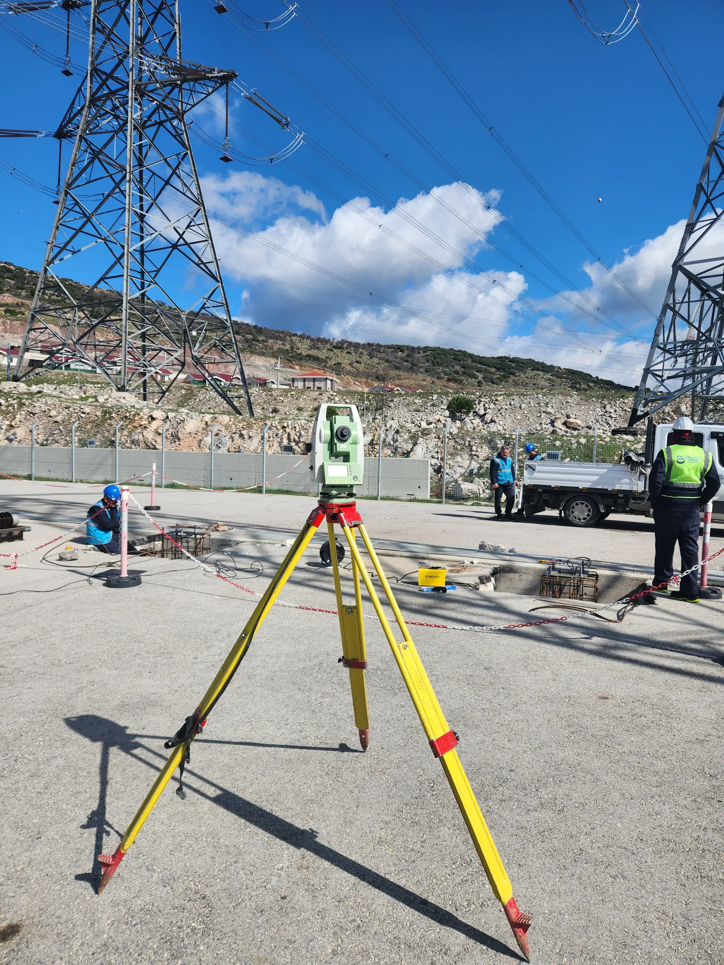 Pilon Yerleri Ankraj Aplikasyonları — İzmir - Bornova